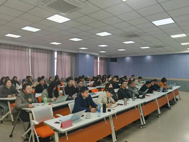 华东政法大学马长山教授做客赣江法学讲坛